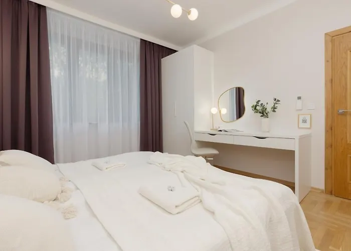 Bright Kasprzaka Wola Near Metro Station By Renters Lejlighed